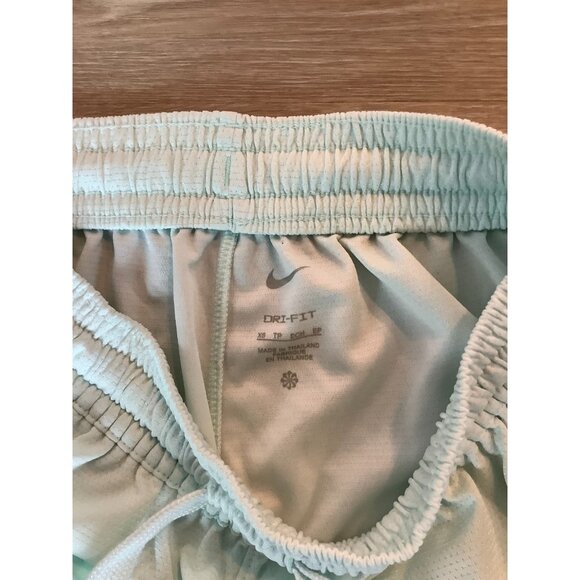 Nike Dri-FIT Fly Crossover Women's Light Blue Basketball Shorts Size XS - Picture 4 of 4